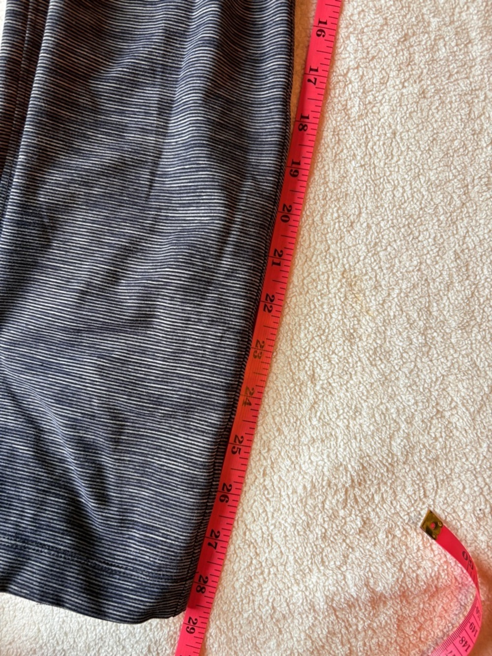 Lululemon Sz 4 Gray Joggers - Picture 7 of 7